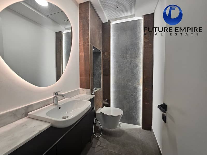 Luxurious 1BHK + Laundry | Near Metro |Book Now - Image 7