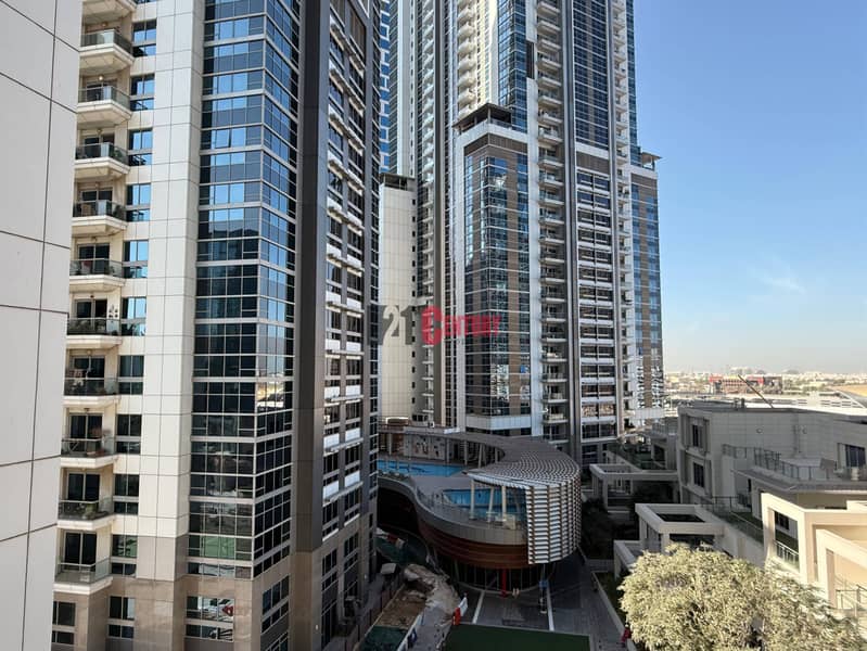 Unfurnished ! 1BR ! Courtyard View - Image 6