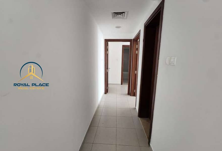 Ready to Move | Spacious | Prime Location - Image 10