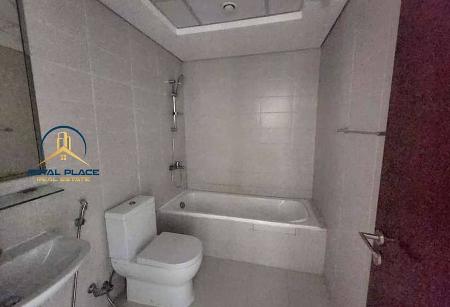 Ready to Move | Spacious | Prime Location - Image 15