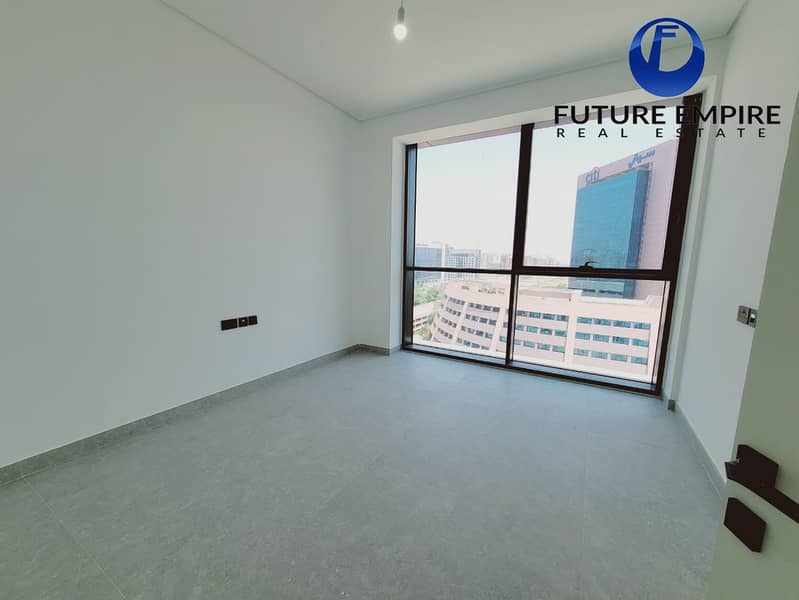 Lavish 2BHK With Maid |Terrace & Private Jacuzzi - Image 8