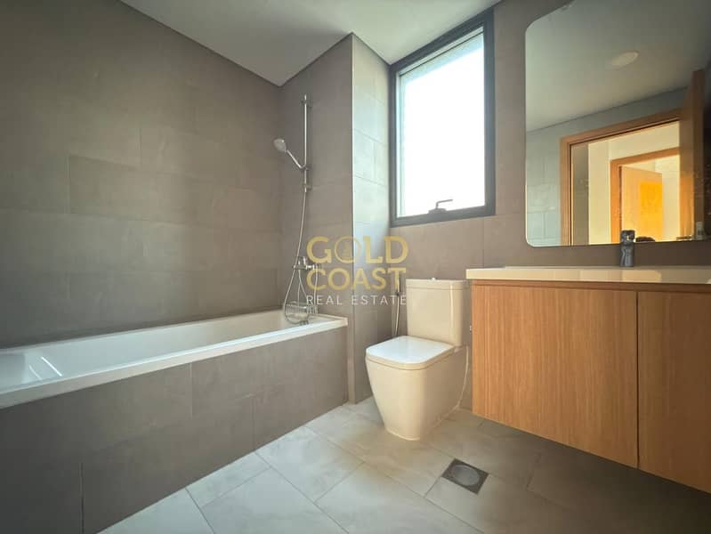 4 BR + Maids Villa | La Rosa 4 | Best Community | Perfect Rental Deal | Spacious and Modern - Image 26