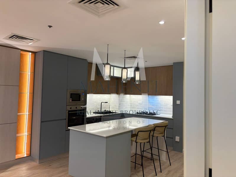 UPGRADED | PEACEFULL | LUXURIOUS | SPACIOUS | PARKING | BALCONY