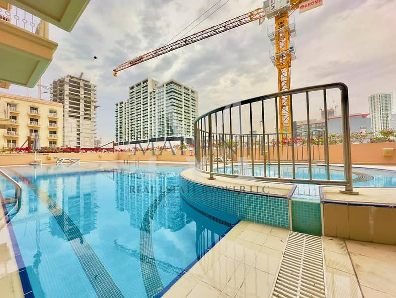 UPGRADED | PEACEFULL | LUXURIOUS | SPACIOUS | PARKING | BALCONY - Image 7