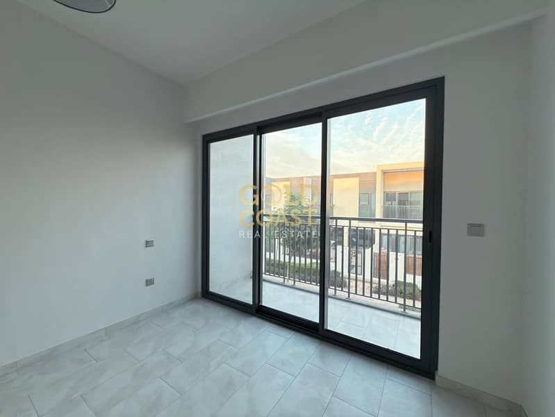 4 BR + Maids Villa | La Rosa 4 | Villanova | Great Rental Deal | Elegant and Modern - Image 15