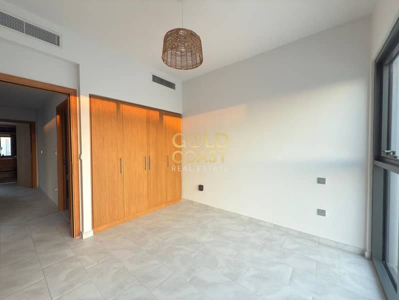 4 BR + Maids Villa | La Rosa 4 | Villanova | Great Rental Deal | Elegant and Modern - Image 32