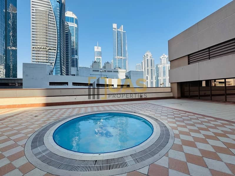 Close to the metro 3bhk with gym and pool Pets allowed