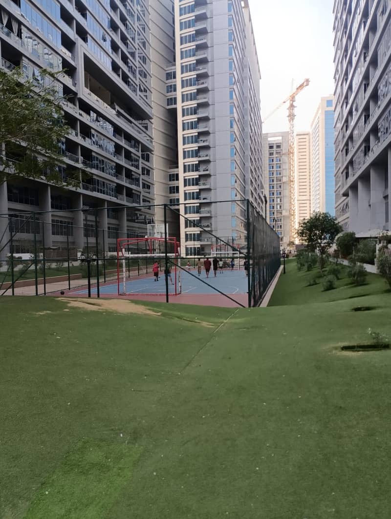 2BEDROOM | SPACIOUS LAYOUT | PODIUM FLOOR