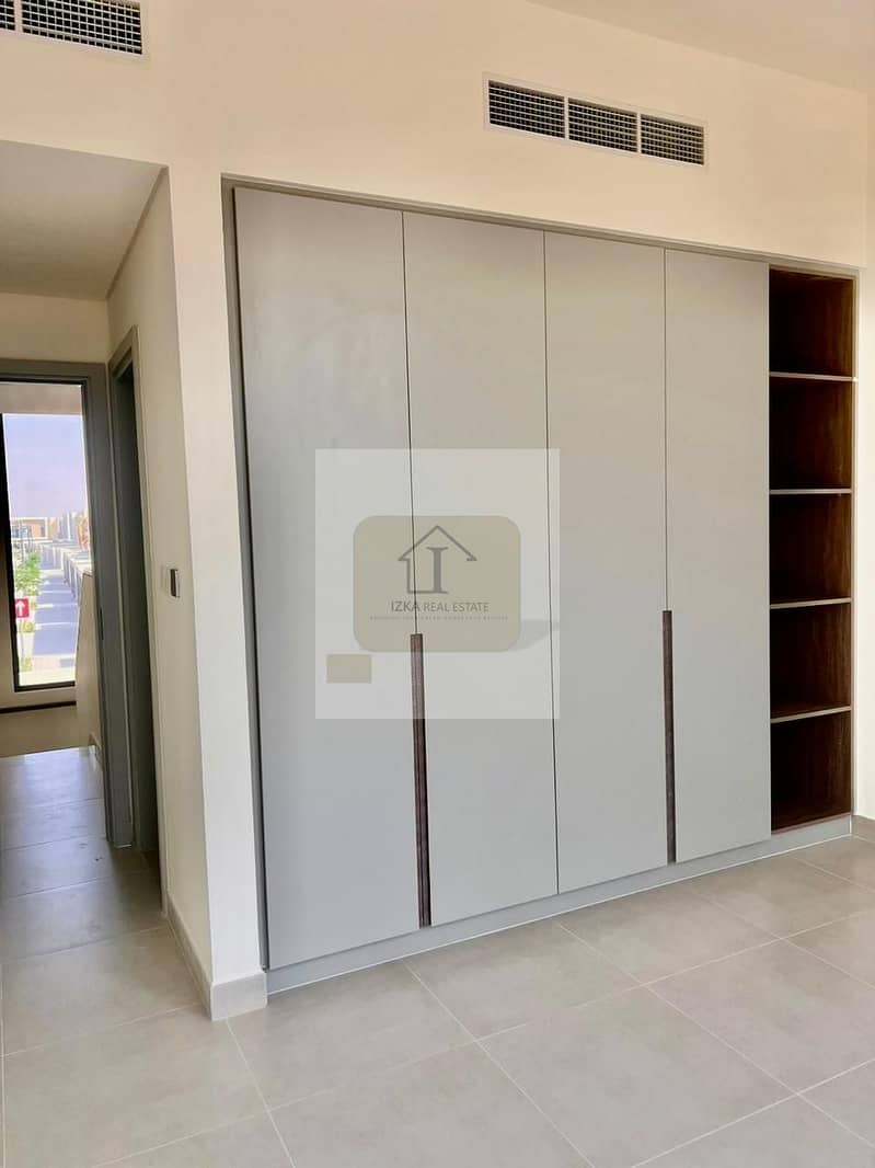 Spacious 3BR + Maid | Single Row | Ready To Move - Image 8