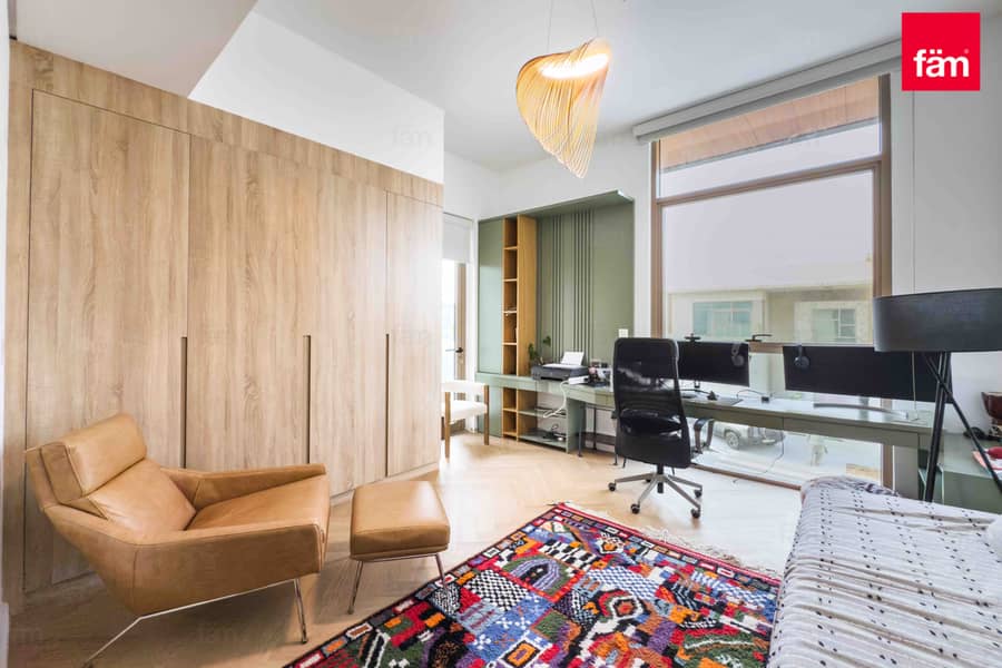 Luxurious | Upgraded | Single Row | Park Backing - Image 27