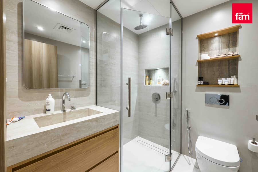 Luxurious | Upgraded | Single Row | Park Backing - Image 28