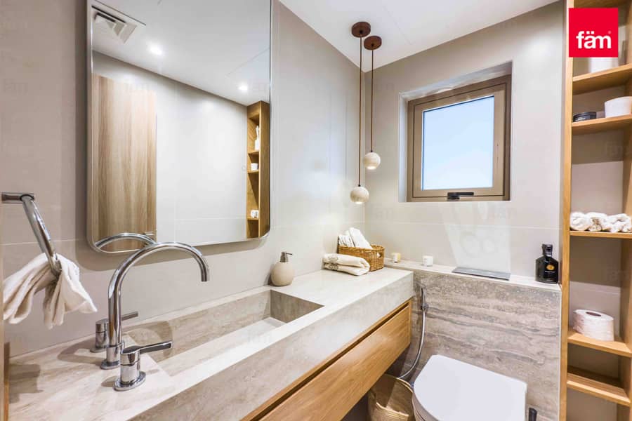 Luxurious | Upgraded | Single Row | Park Backing - Image 30