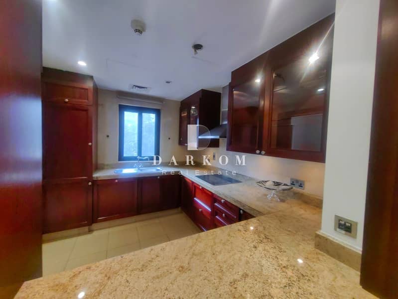 Spacious 2-Bedroom Apartment | Old Town Downtown Dubai - Image 7