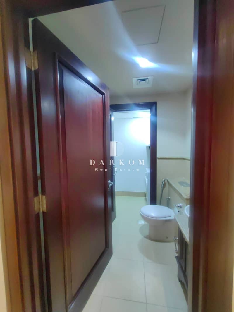 Spacious 2-Bedroom Apartment | Old Town Downtown Dubai - Image 17