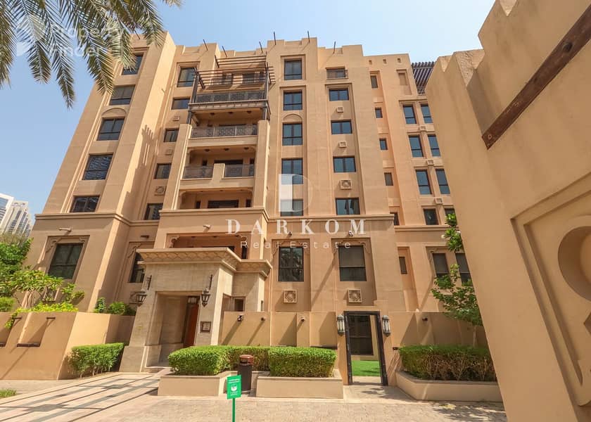 Spacious 2-Bedroom Apartment | Old Town Downtown Dubai - Image 25