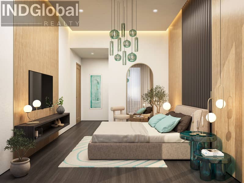 HIGH-DEMAND WATERFRONT HOME | EXCELLENT ROI