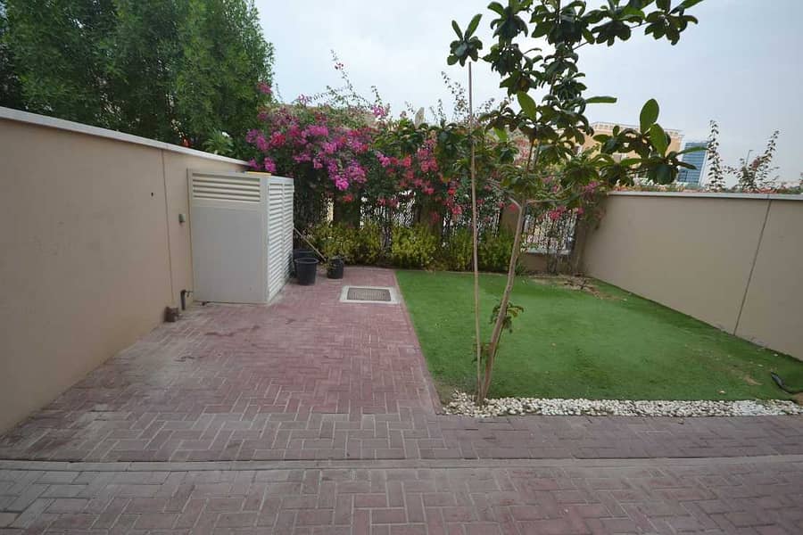 Two Bedroom Hall Spacious Home | Park Facing | Nakheel Townhouse - Image 15