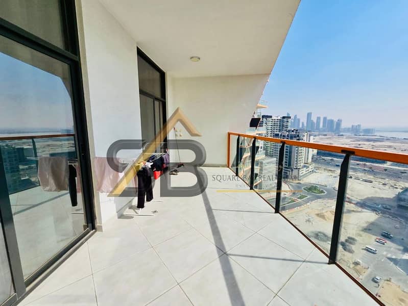 Gorgeous 2BR Apartment with High Quality Furniture and Beautiful View - Image 8