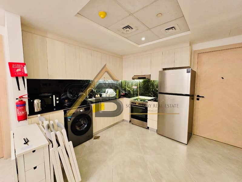 Gorgeous 2BR Apartment with High Quality Furniture and Beautiful View - Image 11