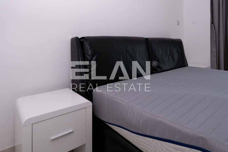 Large Lay out /Furnished / Boulevard View