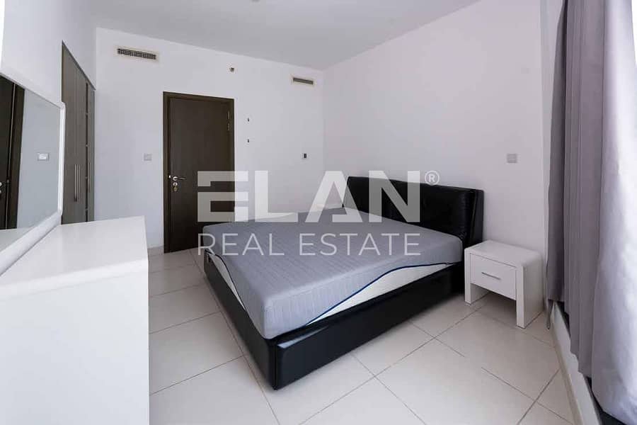 Large Lay out /Furnished / Boulevard View - Image 9