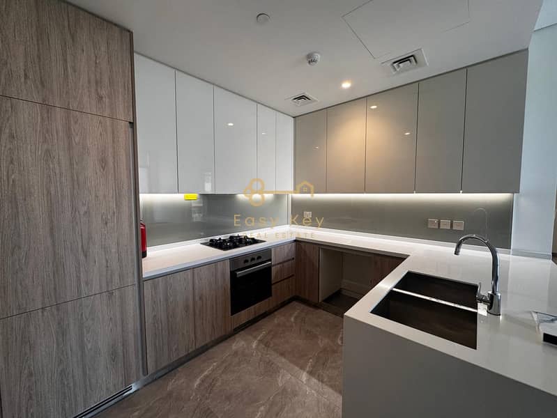 UnFurnished | Canal View | Ready to move in - Image 10