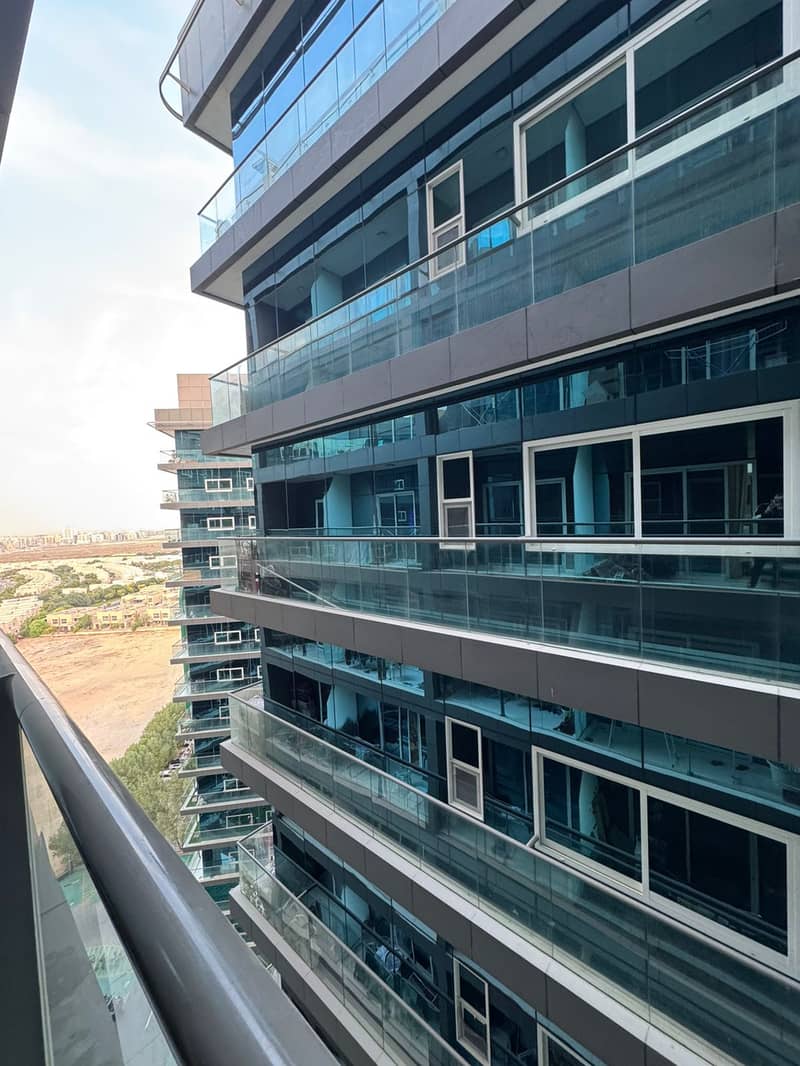 Spacious Fully Furnished Studio, Available By Monthly as Well 5500 AED - Image 8