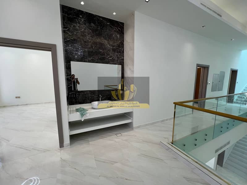 Luxury villa for rent in Mushraif area 5 master bedroom + maid - Image 17