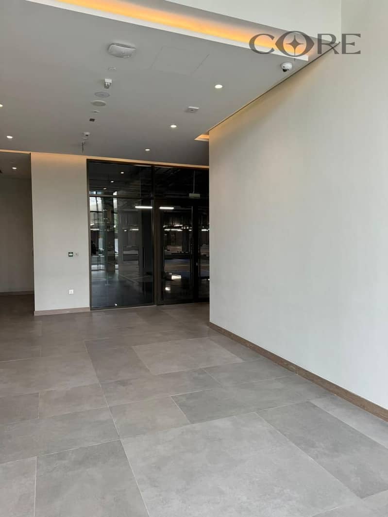 MID FLOOR | COMMUNITY VIEW - Image 8