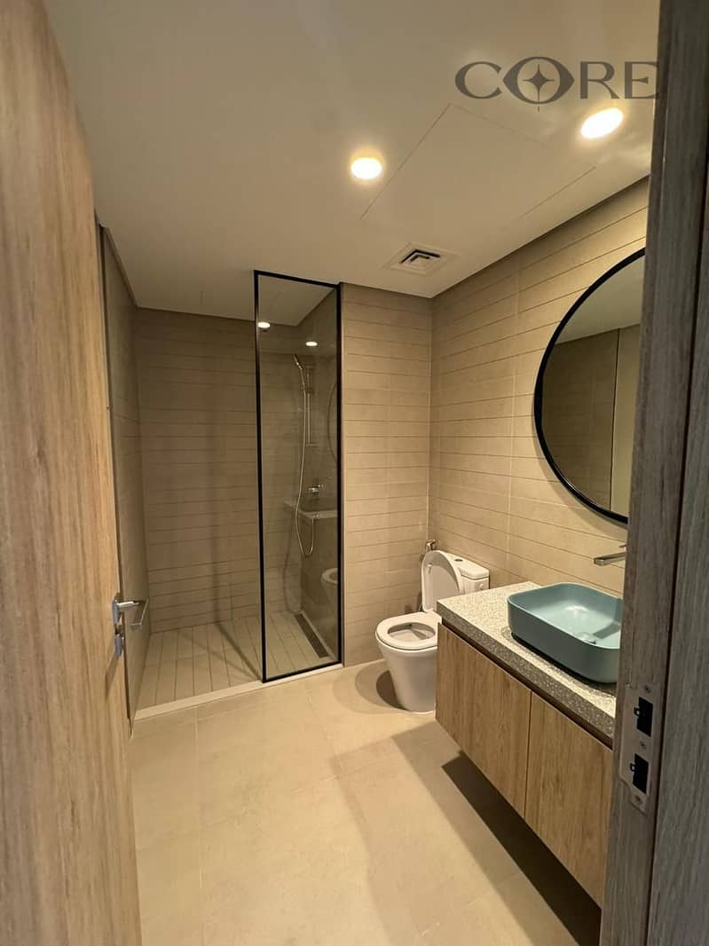 MID FLOOR | COMMUNITY VIEW - Image 10