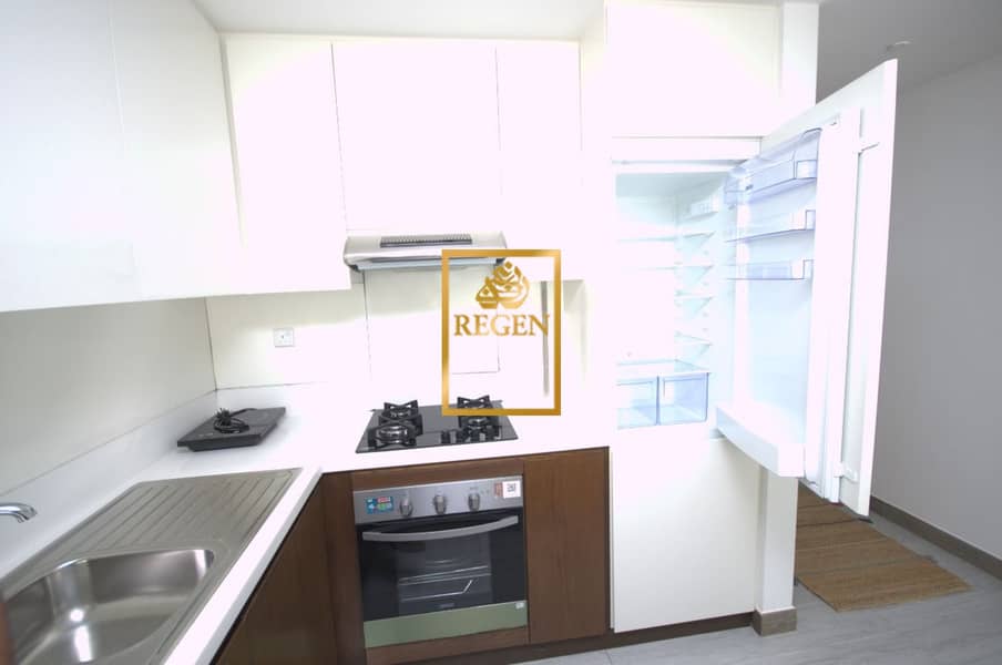 Prestigious Hameni Tower in JVC | Pool View and Spacious - Image 8