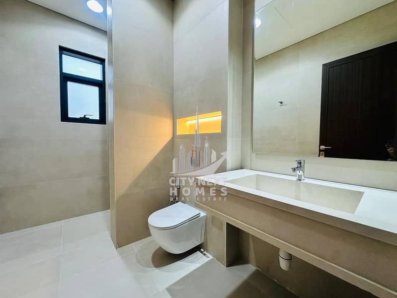 Brand New / 5Bedroom / Huge Hall / Maid