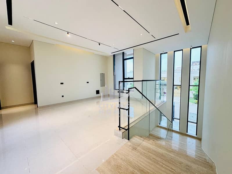 Brand New / 5Bedroom / Huge Hall / Maid - Image 15