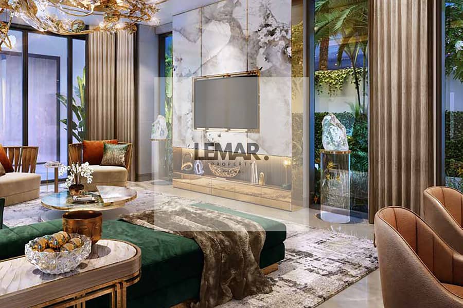 GENUINE RESALE - DIRECTLY ON THE LAGOON - LARGE PLOT - MANSION FOR SALE