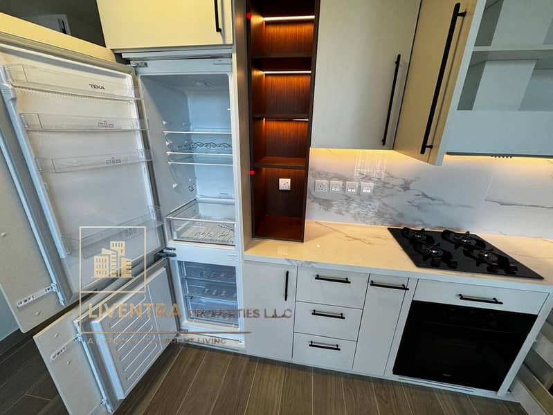 Exquisite Brand New 1 Bedroom for Rent – Town Square - Image 11