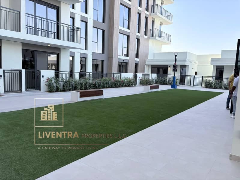 Exquisite Brand New 1 Bedroom for Rent – Town Square - Image 17