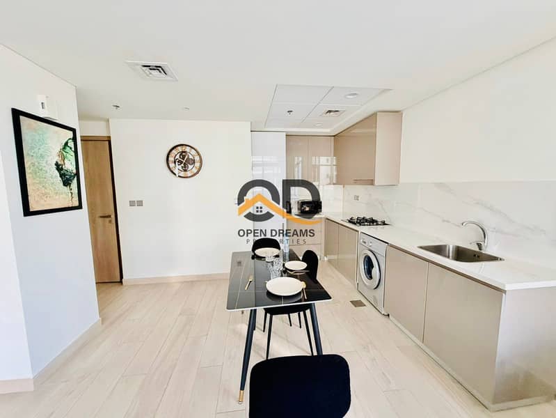 Fully Furnished, Corner 1BR | Best View & Chiller Free | 4 Cheques