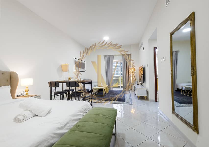 Big Size Studio next to the Marina Walk with Balcony and Closed Kitchen - Marina Peal