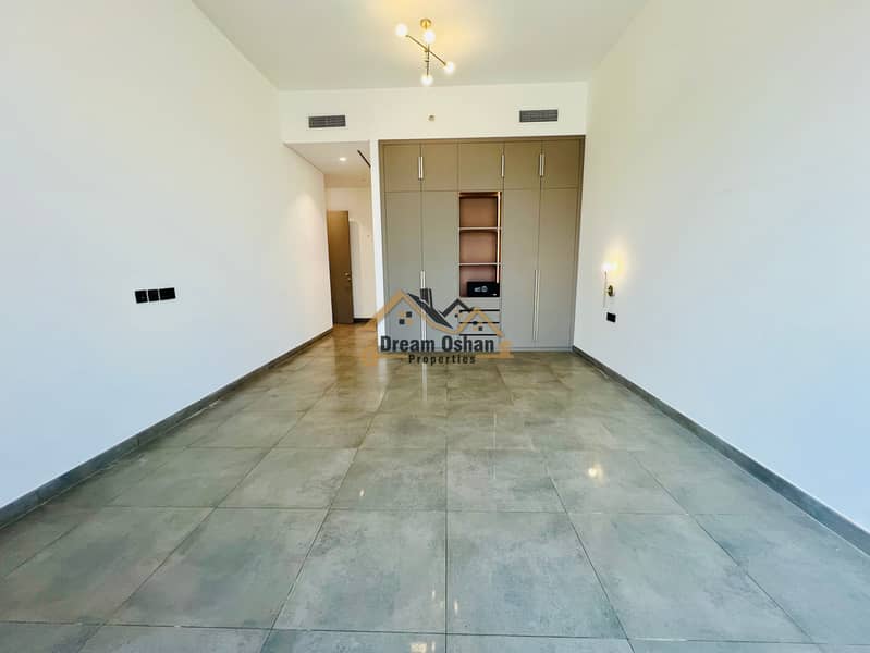 Elegant 2BR+Massive Size / Premium quality /