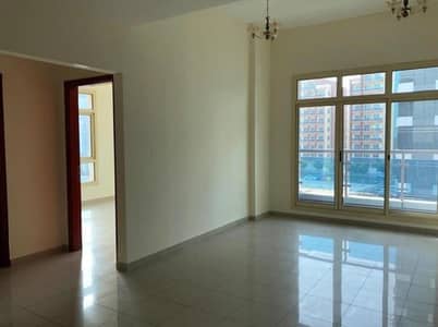 1 BR with semi closed kitchen 1 BR with semi closed kitchen