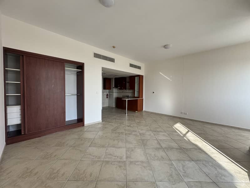 Vacant Spacious Studio | AED 60,000 | 2 Cheques