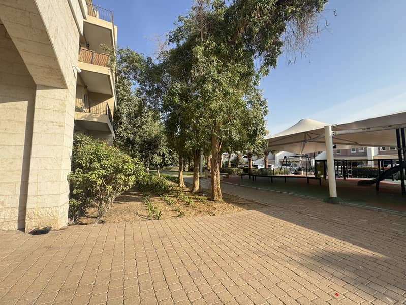 Vacant Spacious Studio | AED 60,000 | 2 Cheques - Image 13