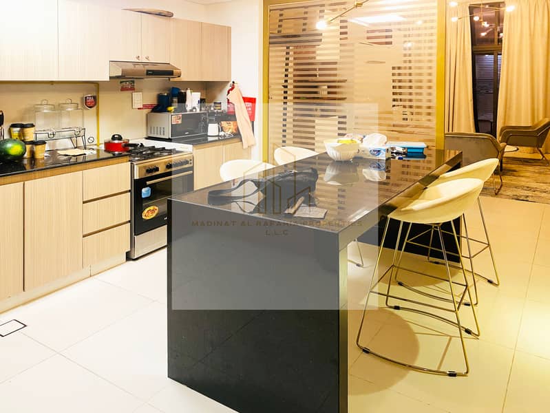 Corner Unit| Biggest Layout| Near School|Furnished