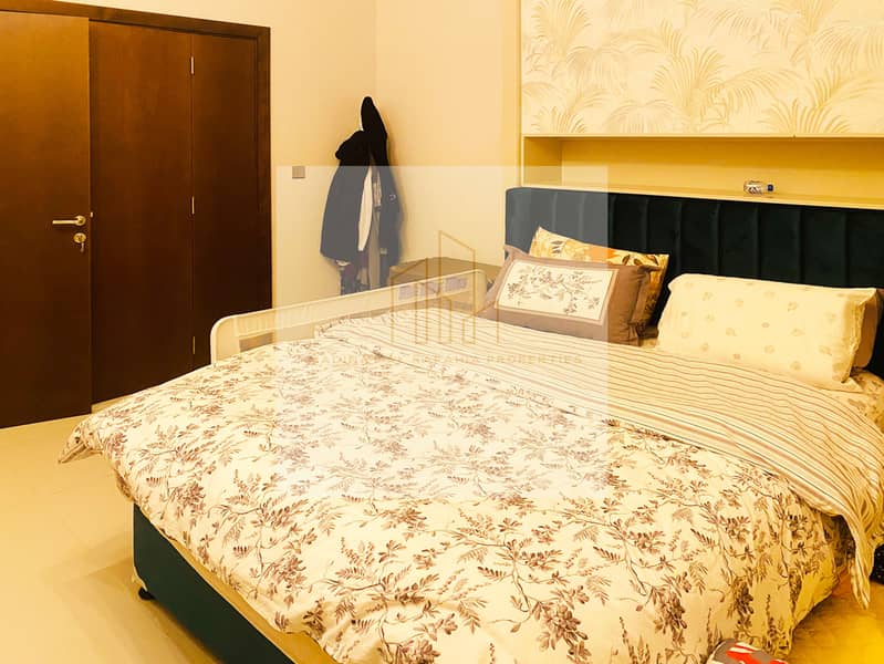 Corner Unit| Biggest Layout| Near School|Furnished - Image 12