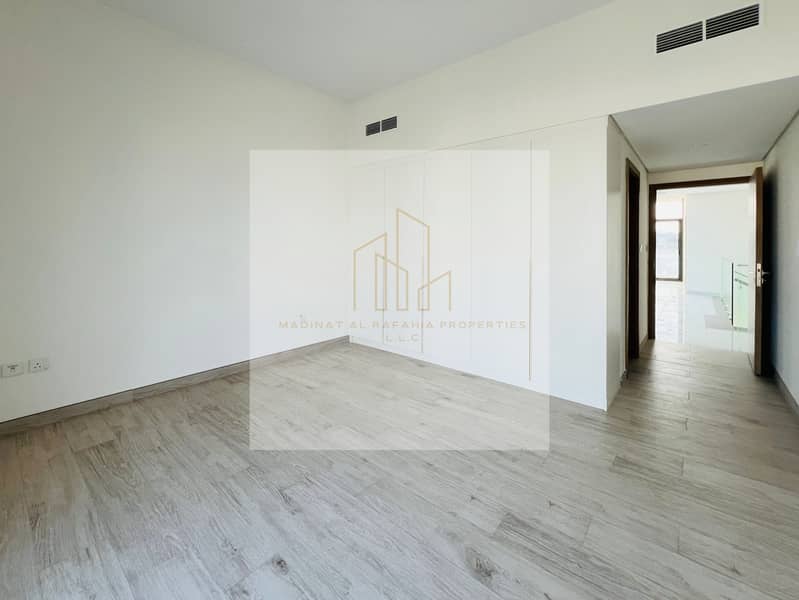 Biggest Plot | Street Corner | Brand New | Vastu - Image 15