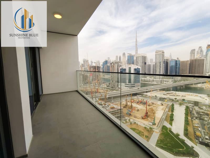 BURJ VIEW STYLISH KITCHEN BRIGHT & HUGE UNIT - Image 8