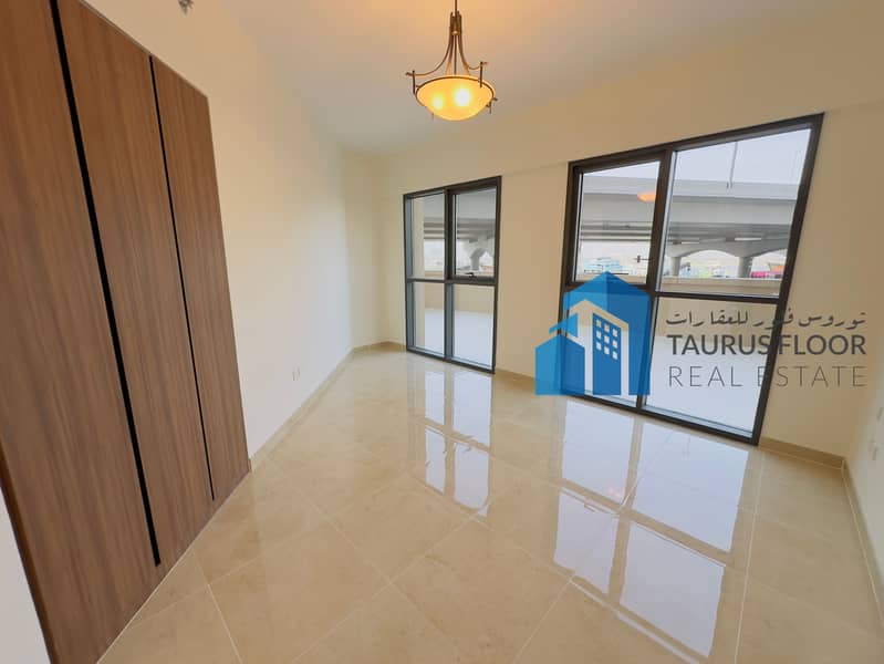 Offer Price | Premium 2 BR | Big Terrace - Image 8