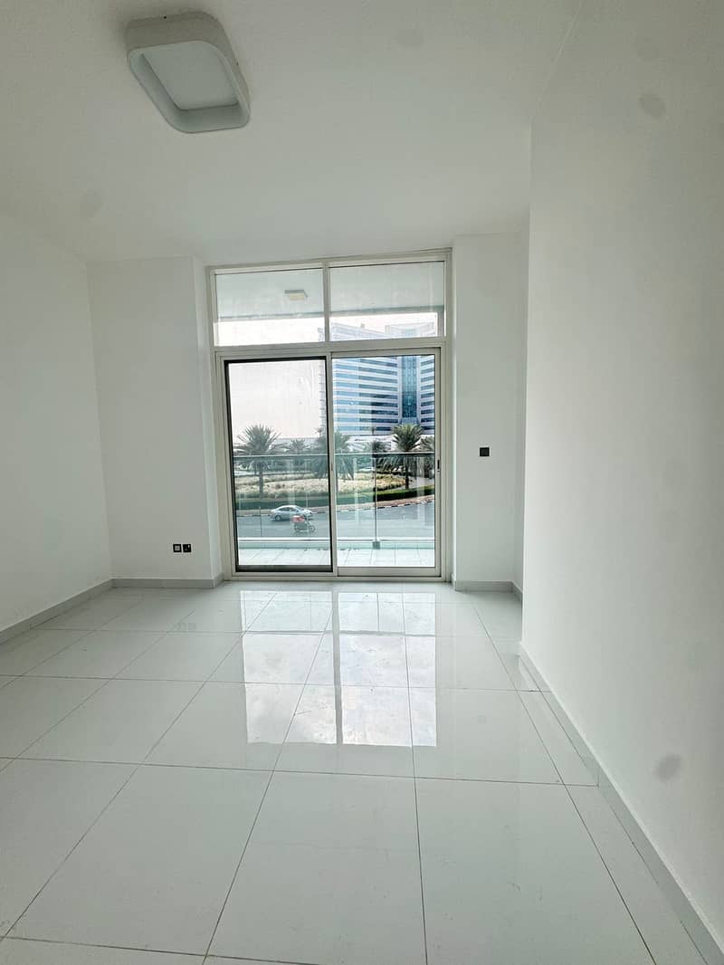 Brand new apartment | Amazing location | Ready To Move