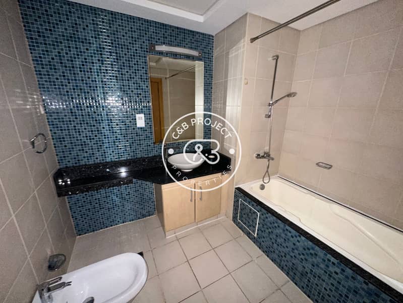 Unfurnished or Semi Furnished | Full Sea view - Image 18