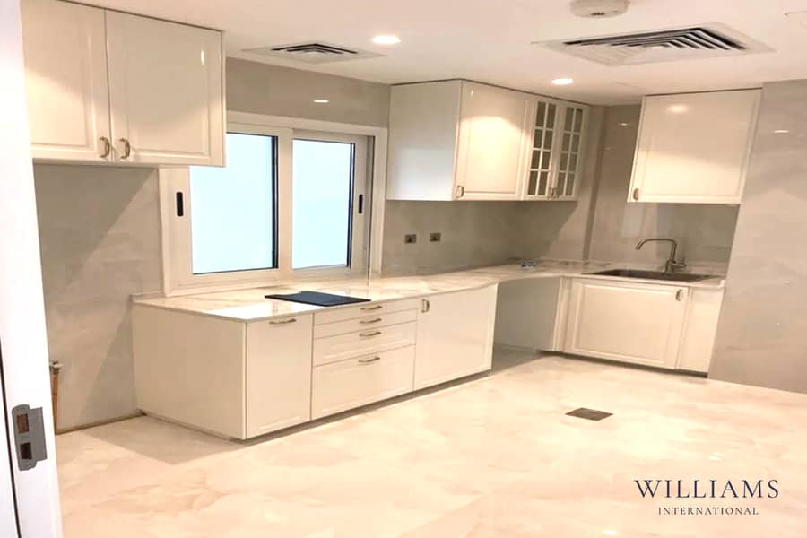 PRIME TIP VILLA| PRIVATE BEACH | BURJ AL ARAB VIEW